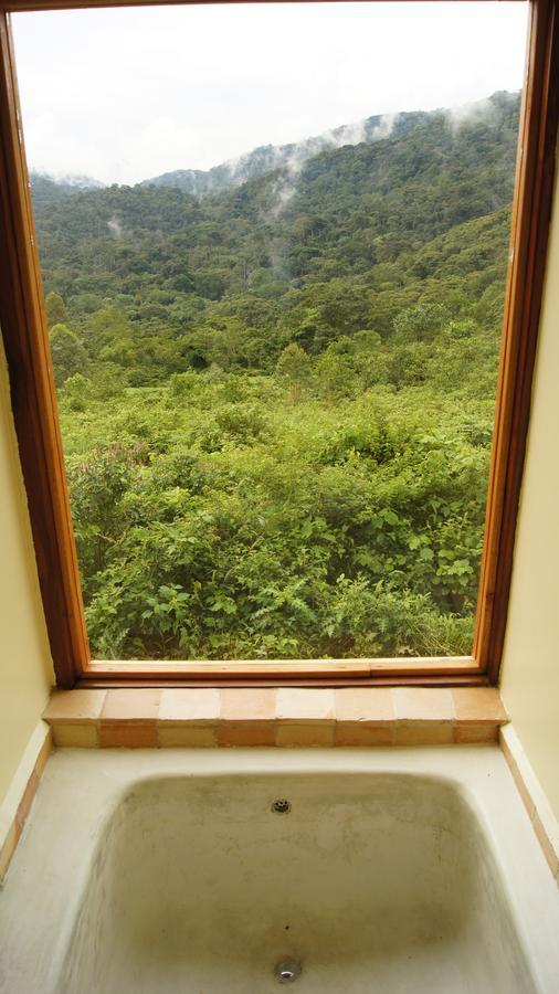 Buhoma Community Haven Lodge Bugambira Quarto foto